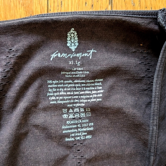 Good Karma Long sleeved Onesie XL - Picture 3 of 3